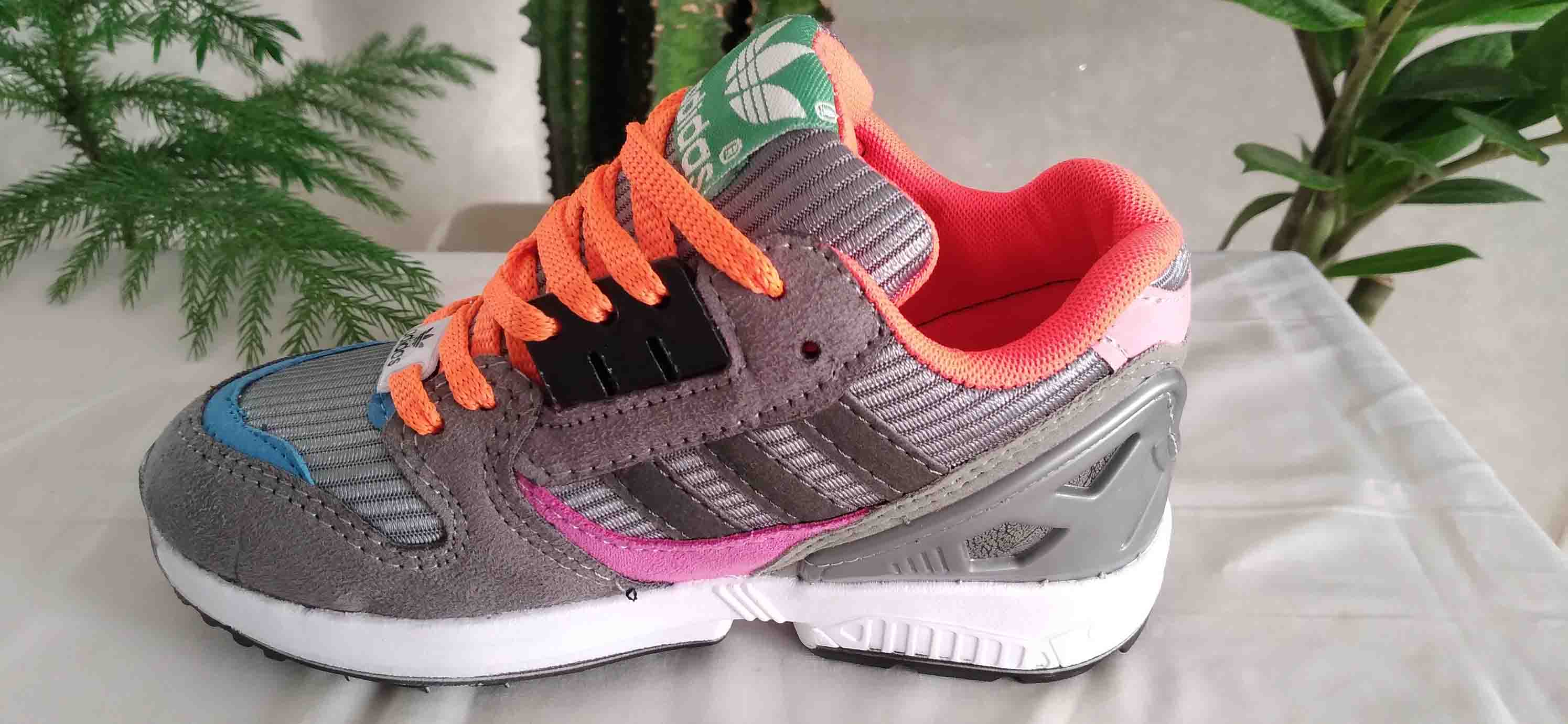 کتونی آدی داس طوسی کد264